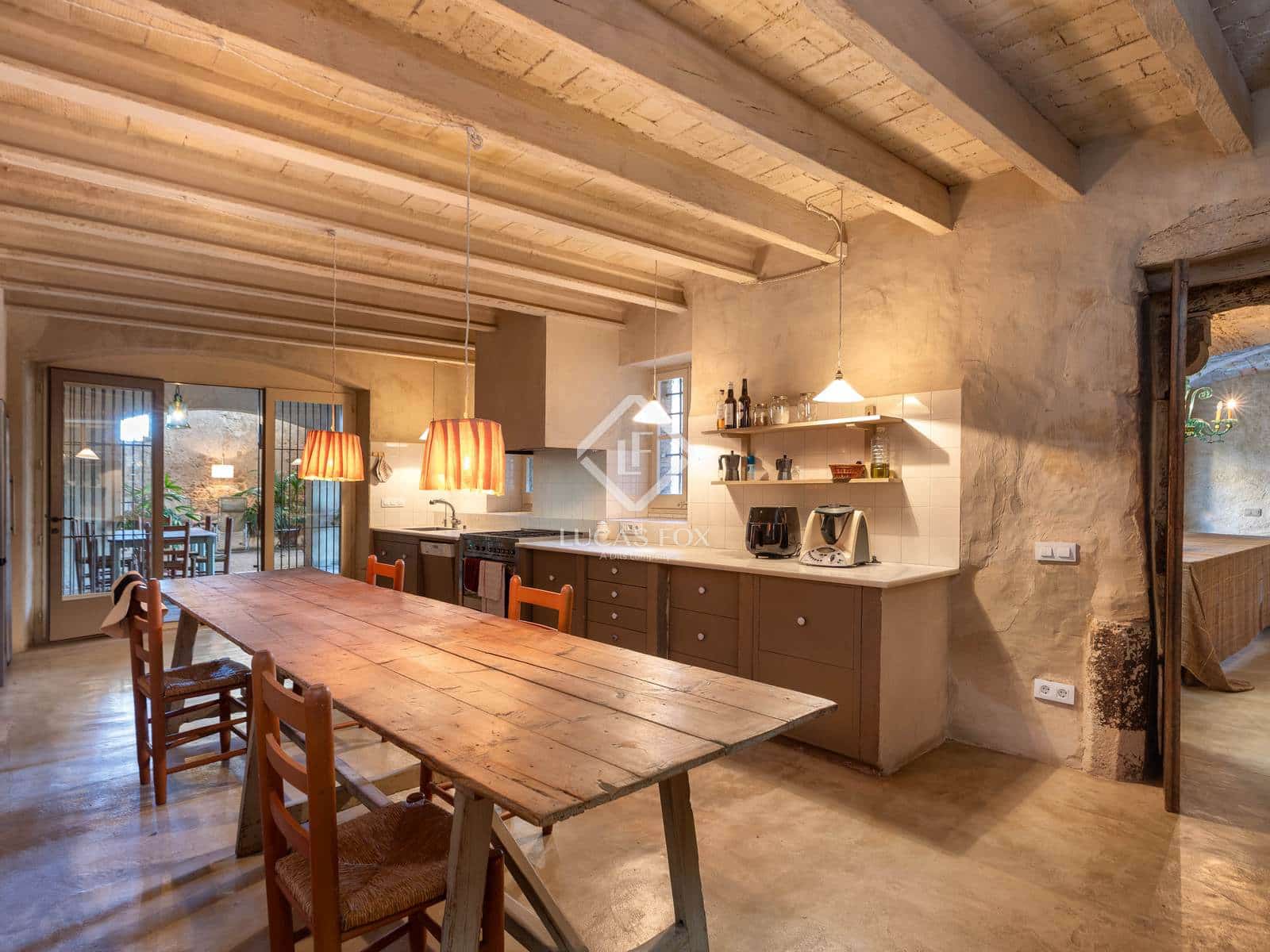 6 soveværelse Finca/Landehus til salg i Vilamacolum med swimmingpool - € 1.590.000 (Ref: 9360208)