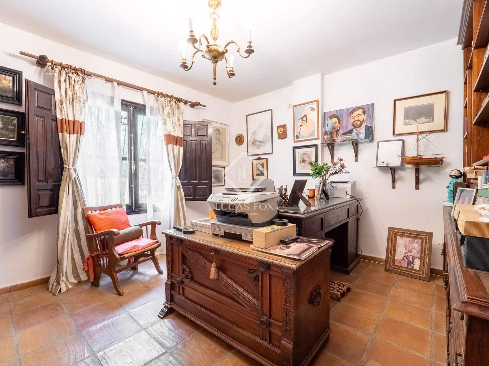 6 bedroom Villa for sale in Alicante / Alacant city with pool garage - € 1,350,000 (Ref: 9360444)