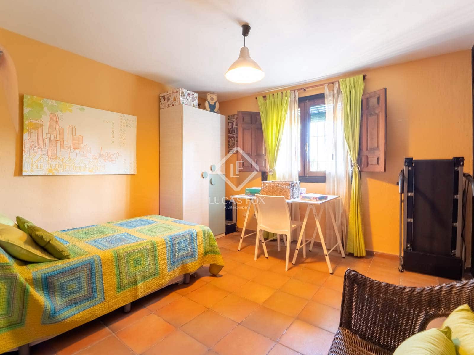 6 bedroom Villa for sale in Alicante / Alacant city with pool garage - € 1,350,000 (Ref: 9360444)