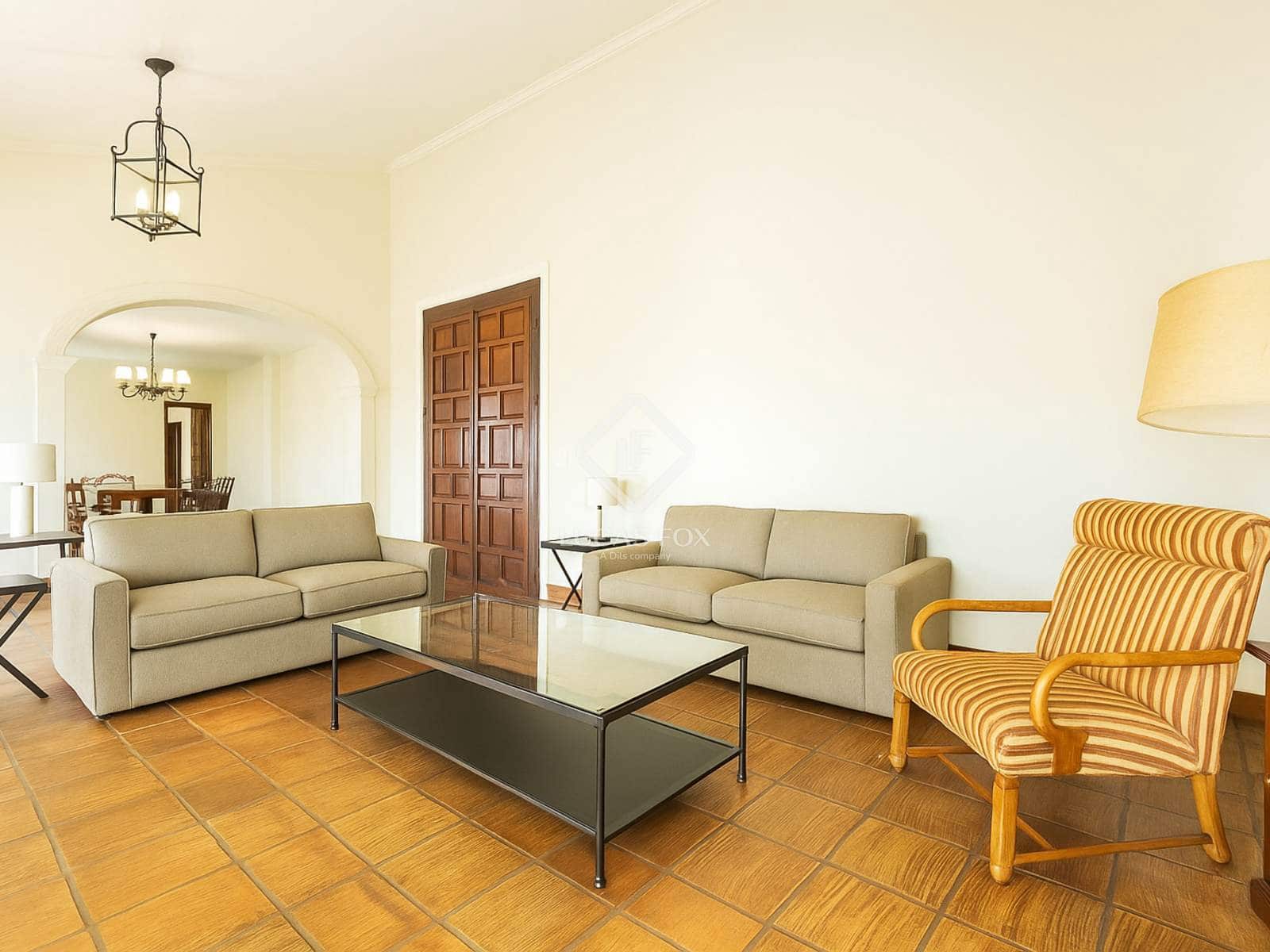 6 bedroom Villa for sale in Alicante / Alacant city with pool garage - € 1,350,000 (Ref: 9360444)