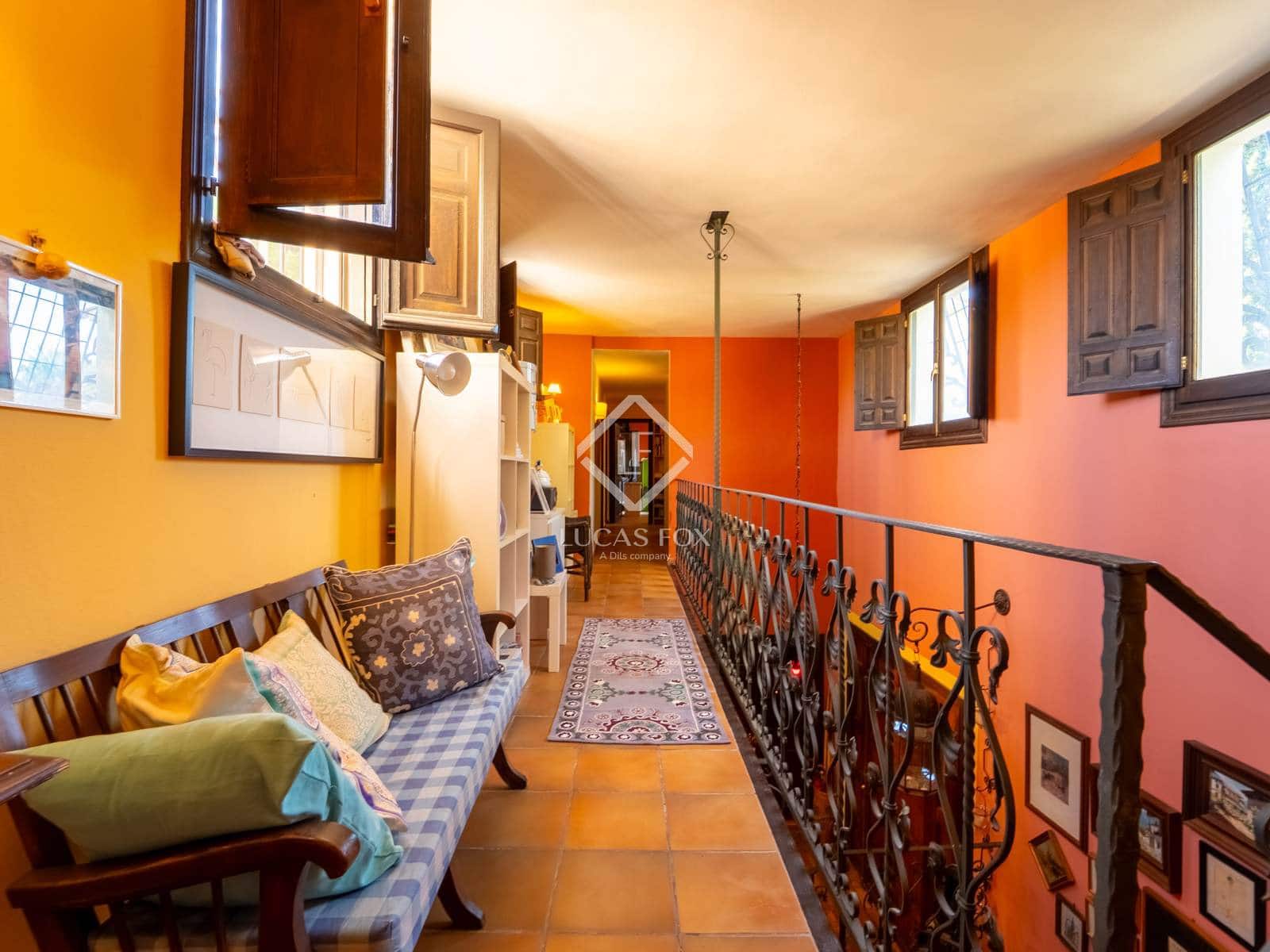 6 bedroom Villa for sale in Alicante / Alacant city with pool garage - € 1,350,000 (Ref: 9360444)