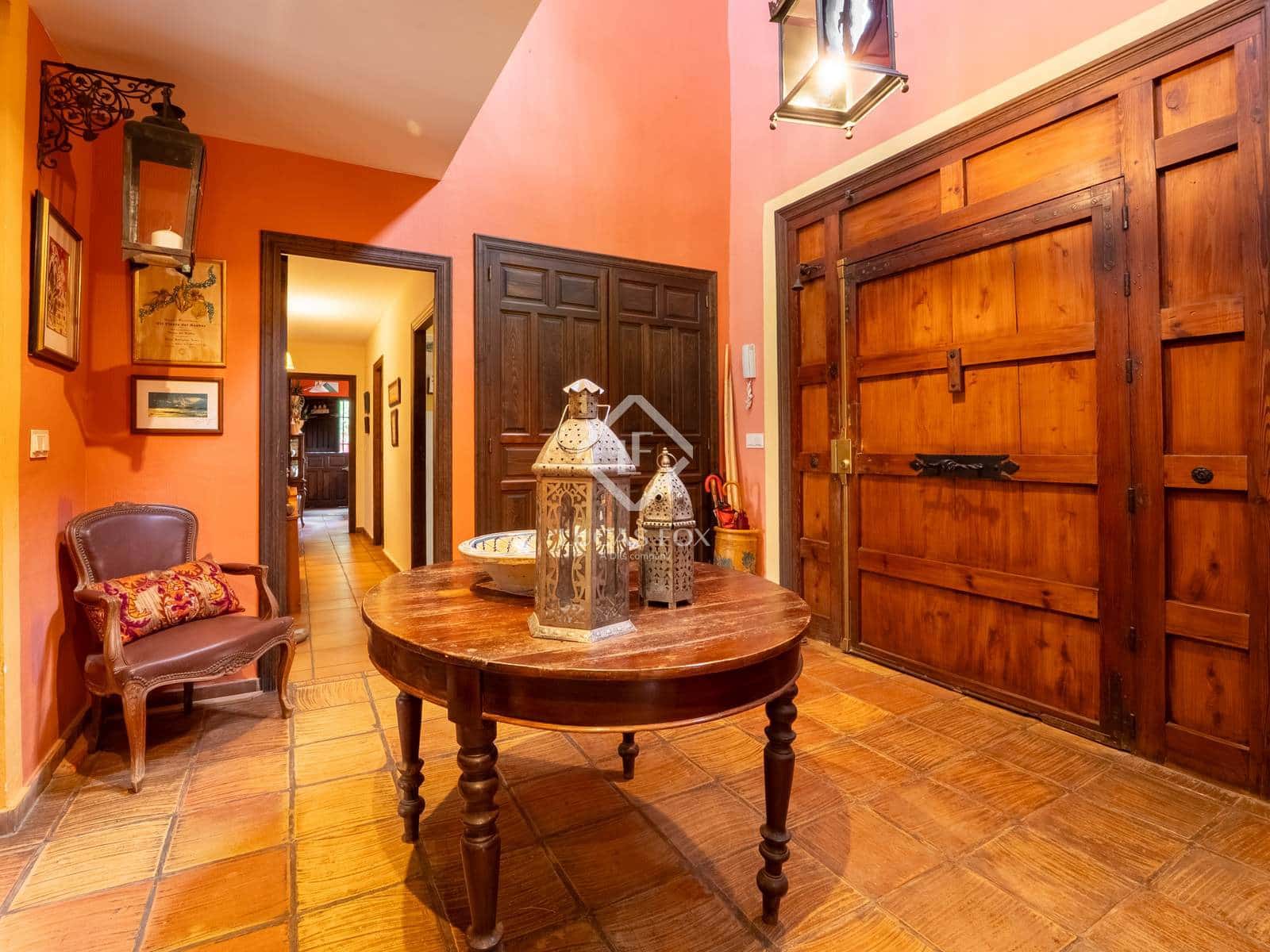 6 bedroom Villa for sale in Alicante / Alacant city with pool garage - € 1,350,000 (Ref: 9360444)