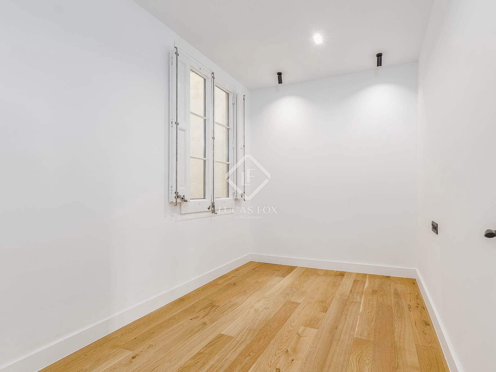 4 slaapkamer Appartement te koop in Barcelona stad - € 1.150.000 (Ref: 9360445)