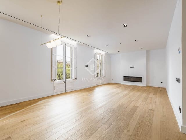 4 slaapkamer Appartement te koop in Barcelona stad - € 1.150.000 (Ref: 9360445)