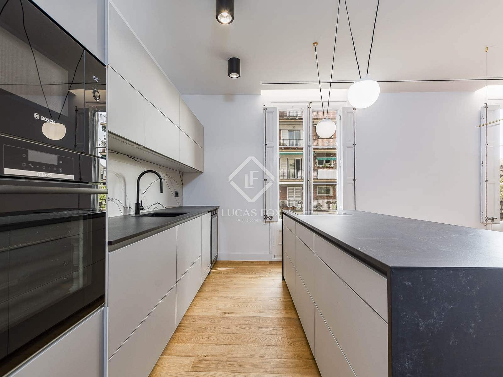 4 slaapkamer Appartement te koop in Barcelona stad - € 1.150.000 (Ref: 9360445)