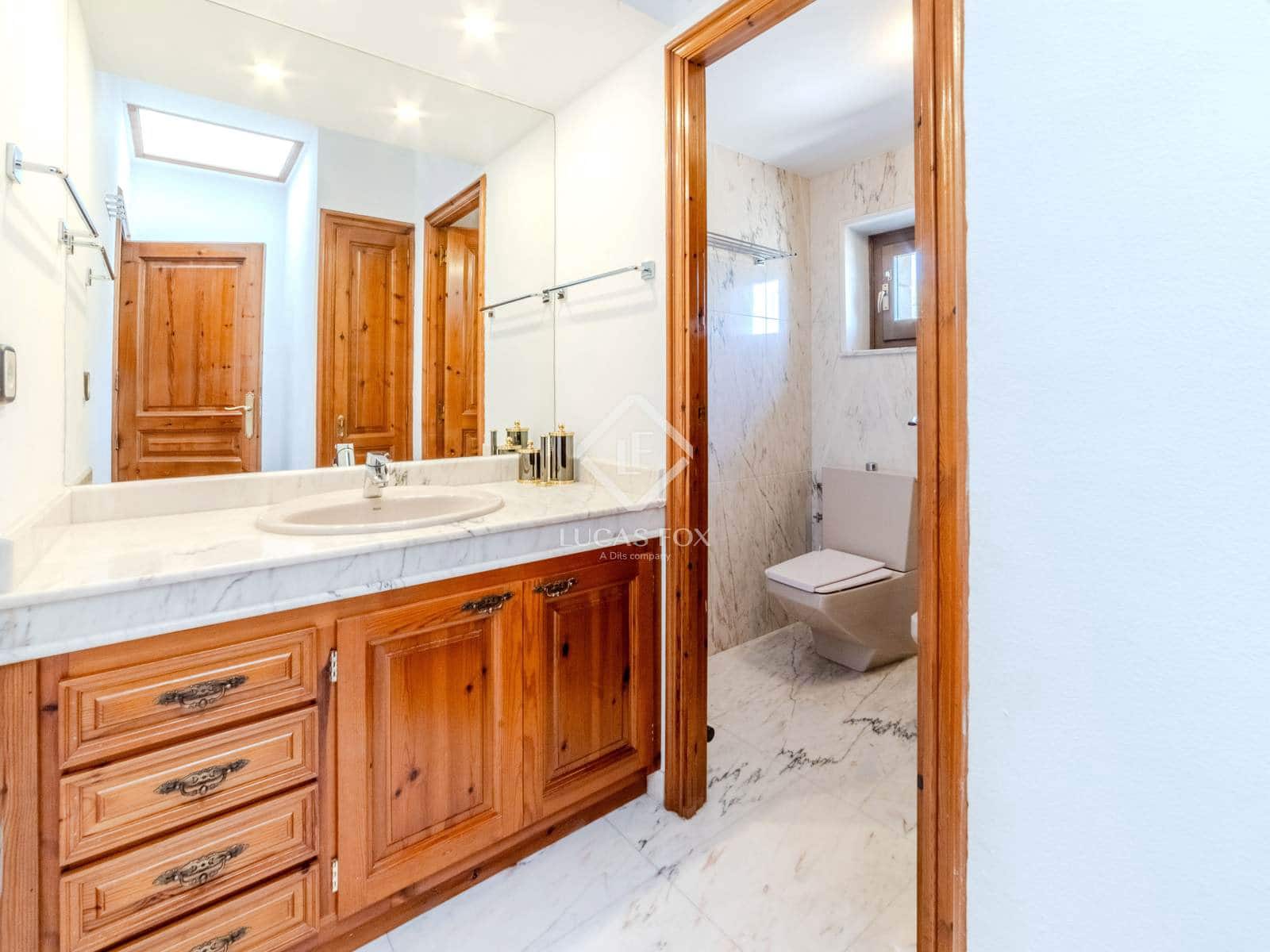 7 bedroom Finca/Country House for sale in Castellet i la Gornal with pool garage - € 1,250,000 (Ref: 9360447)