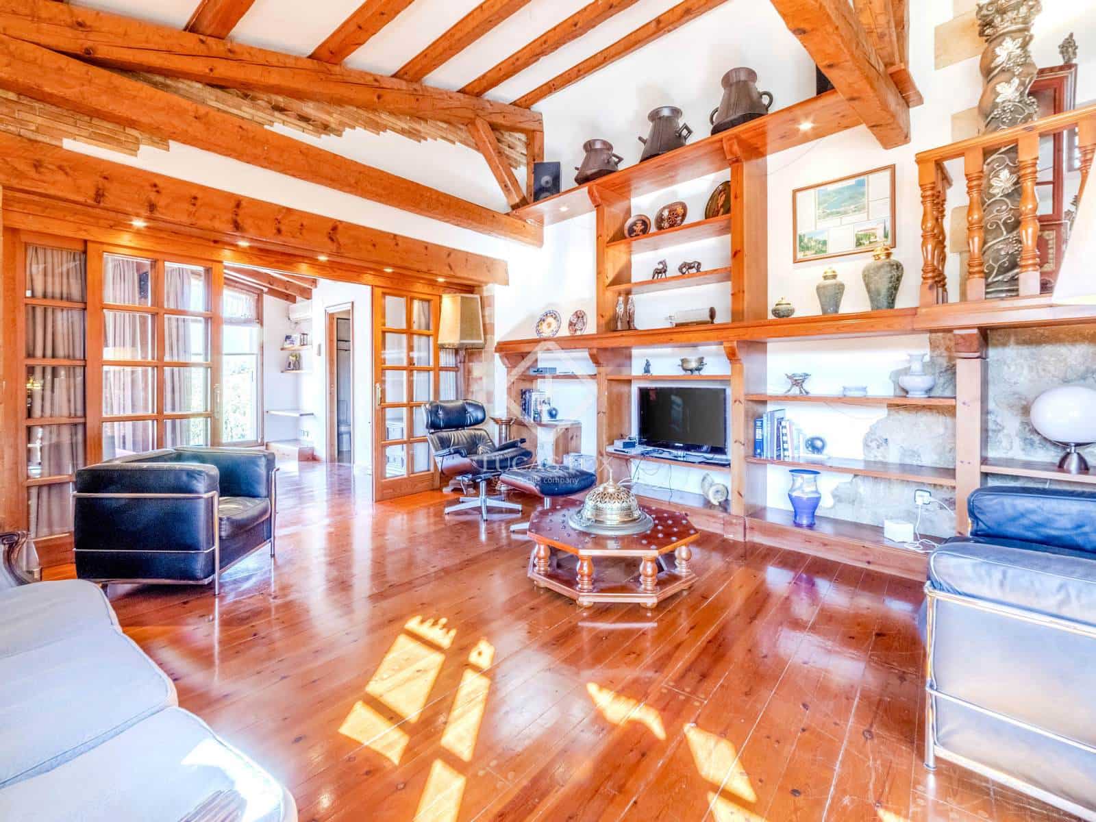 7 bedroom Finca/Country House for sale in Castellet i la Gornal with pool garage - € 1,250,000 (Ref: 9360447)