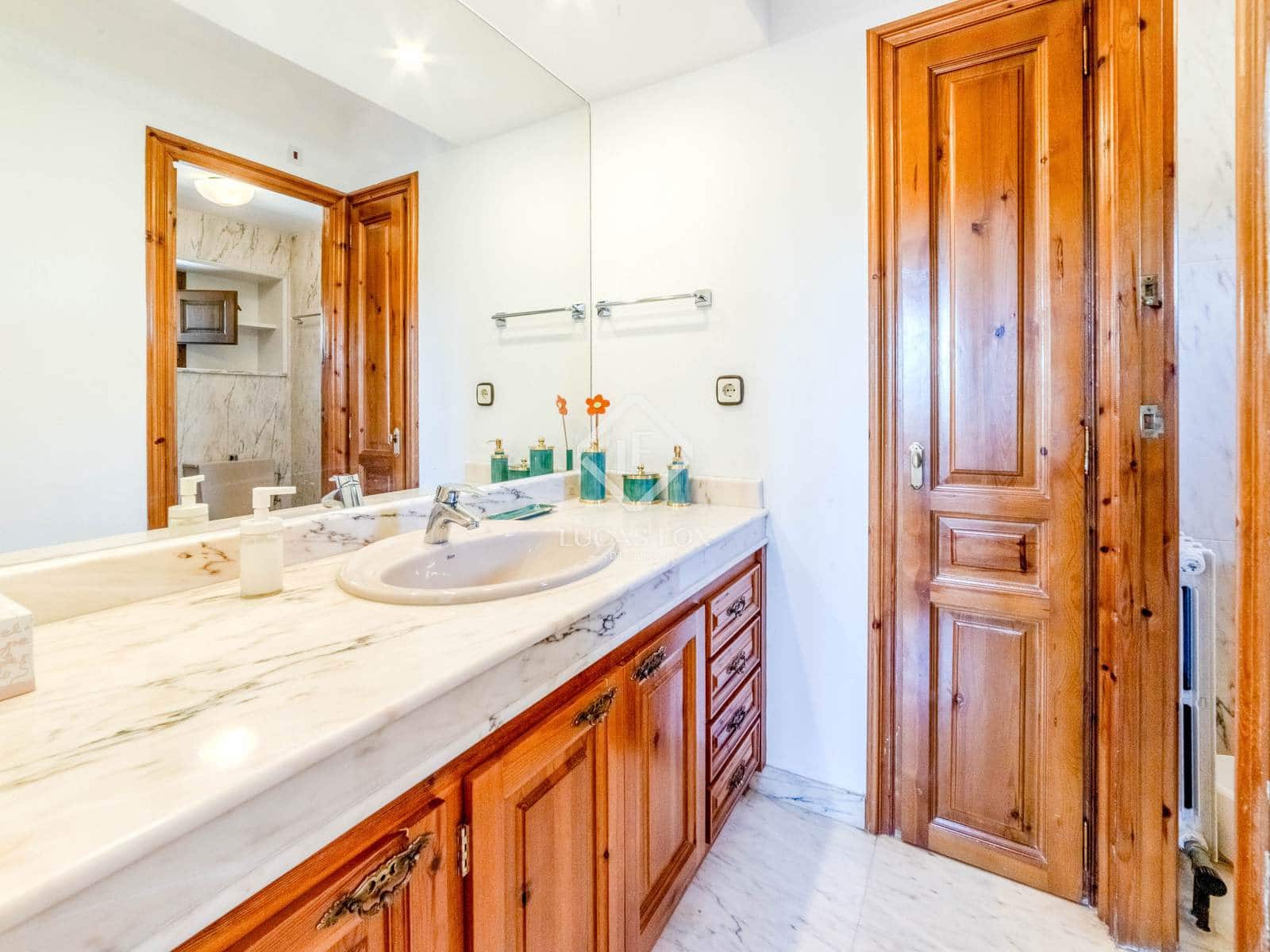 7 bedroom Finca/Country House for sale in Castellet i la Gornal with pool garage - € 1,250,000 (Ref: 9360447)