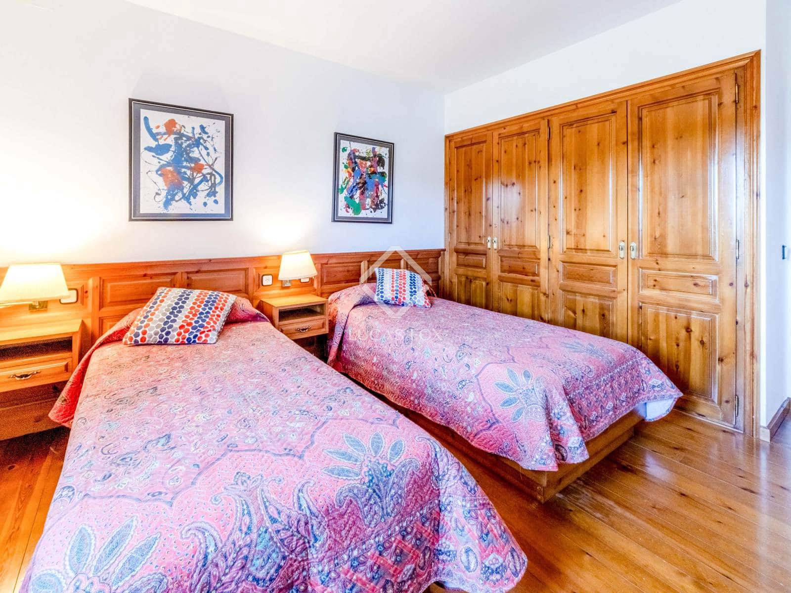 7 bedroom Finca/Country House for sale in Castellet i la Gornal with pool garage - € 1,250,000 (Ref: 9360447)