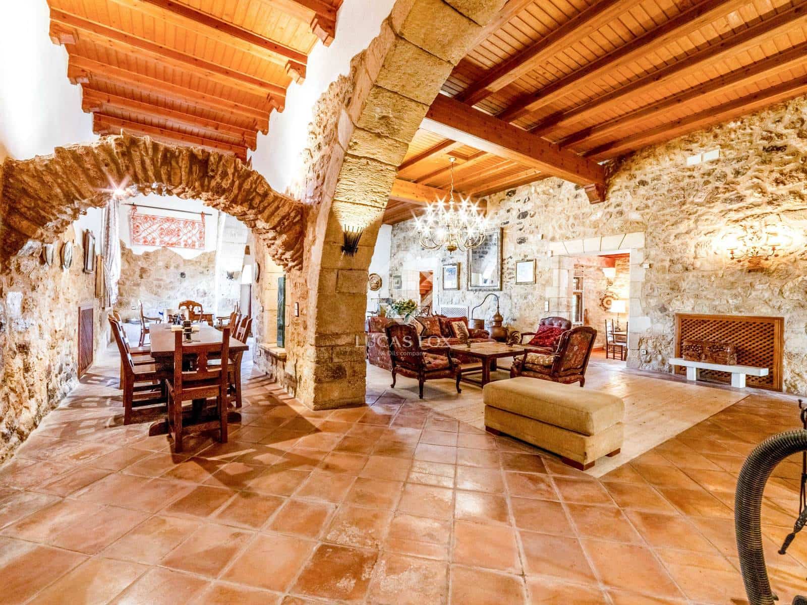 7 bedroom Finca/Country House for sale in Castellet i la Gornal with pool garage - € 1,250,000 (Ref: 9360447)