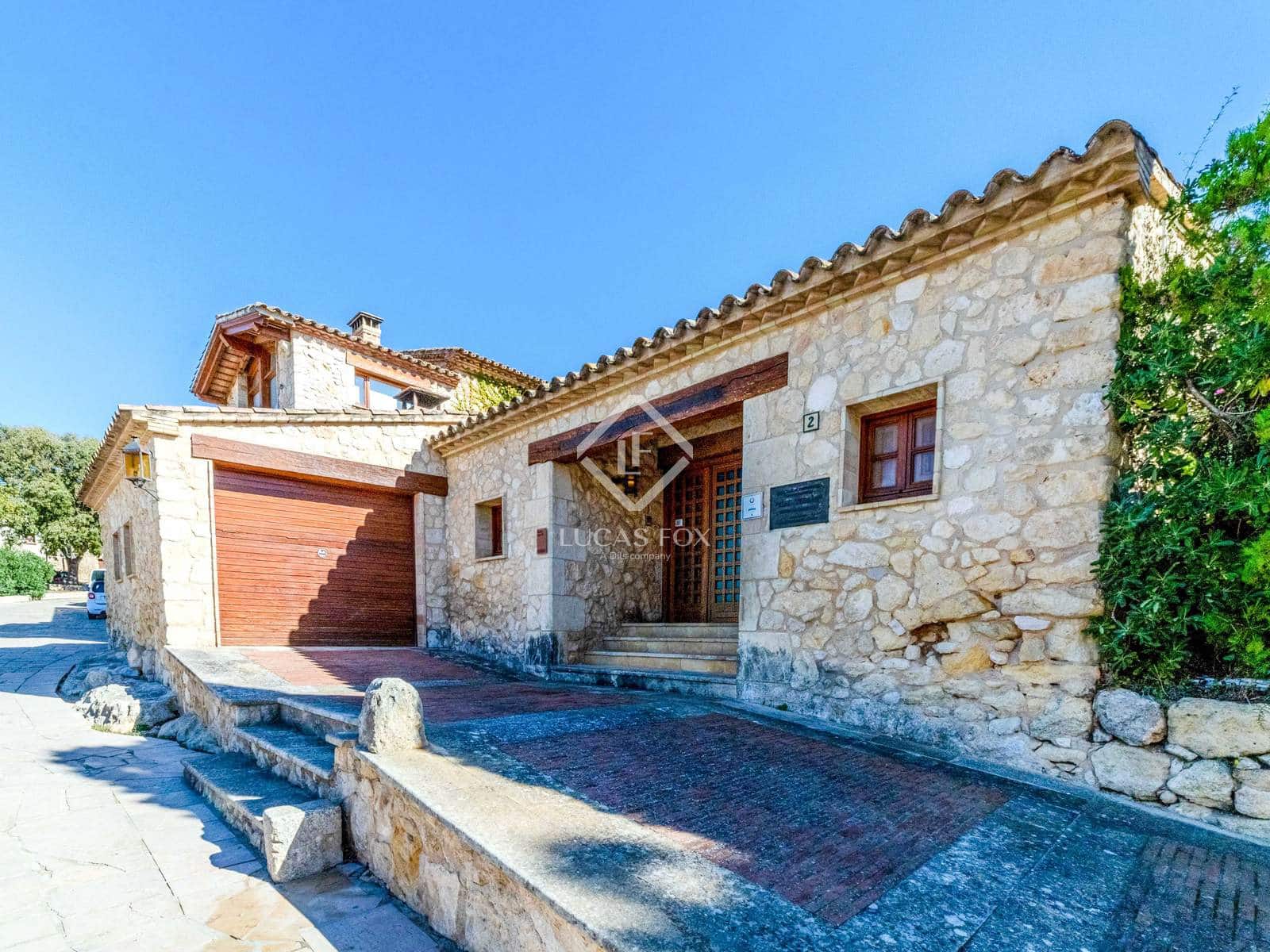 7 bedroom Finca/Country House for sale in Castellet i la Gornal with pool garage - € 1,250,000 (Ref: 9360447)