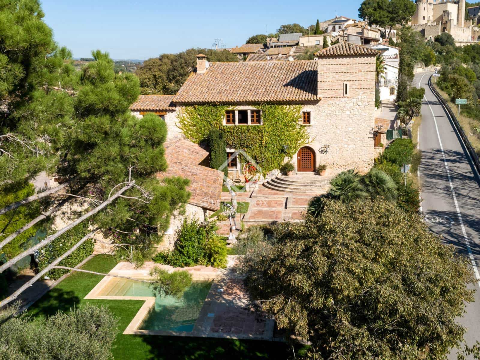 7 bedroom Finca/Country House for sale in Castellet i la Gornal with pool garage - € 1,250,000 (Ref: 9360447)