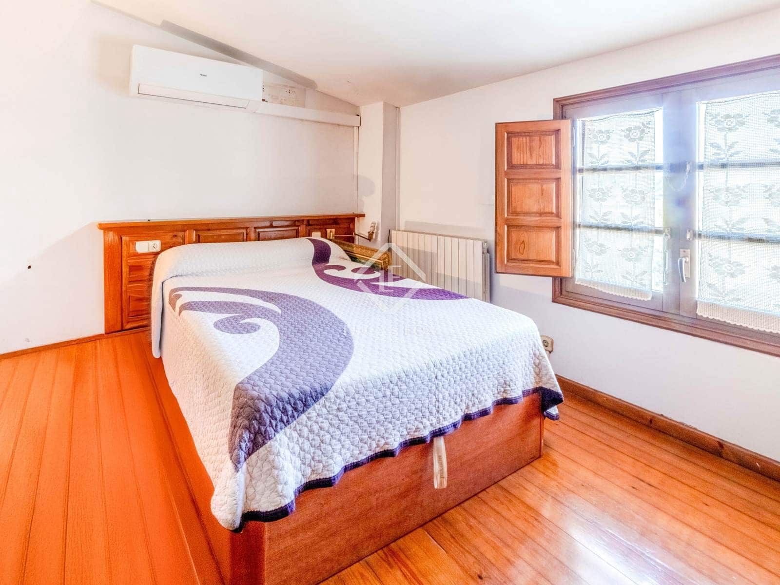 7 bedroom Finca/Country House for sale in Castellet i la Gornal with pool garage - € 1,250,000 (Ref: 9360447)