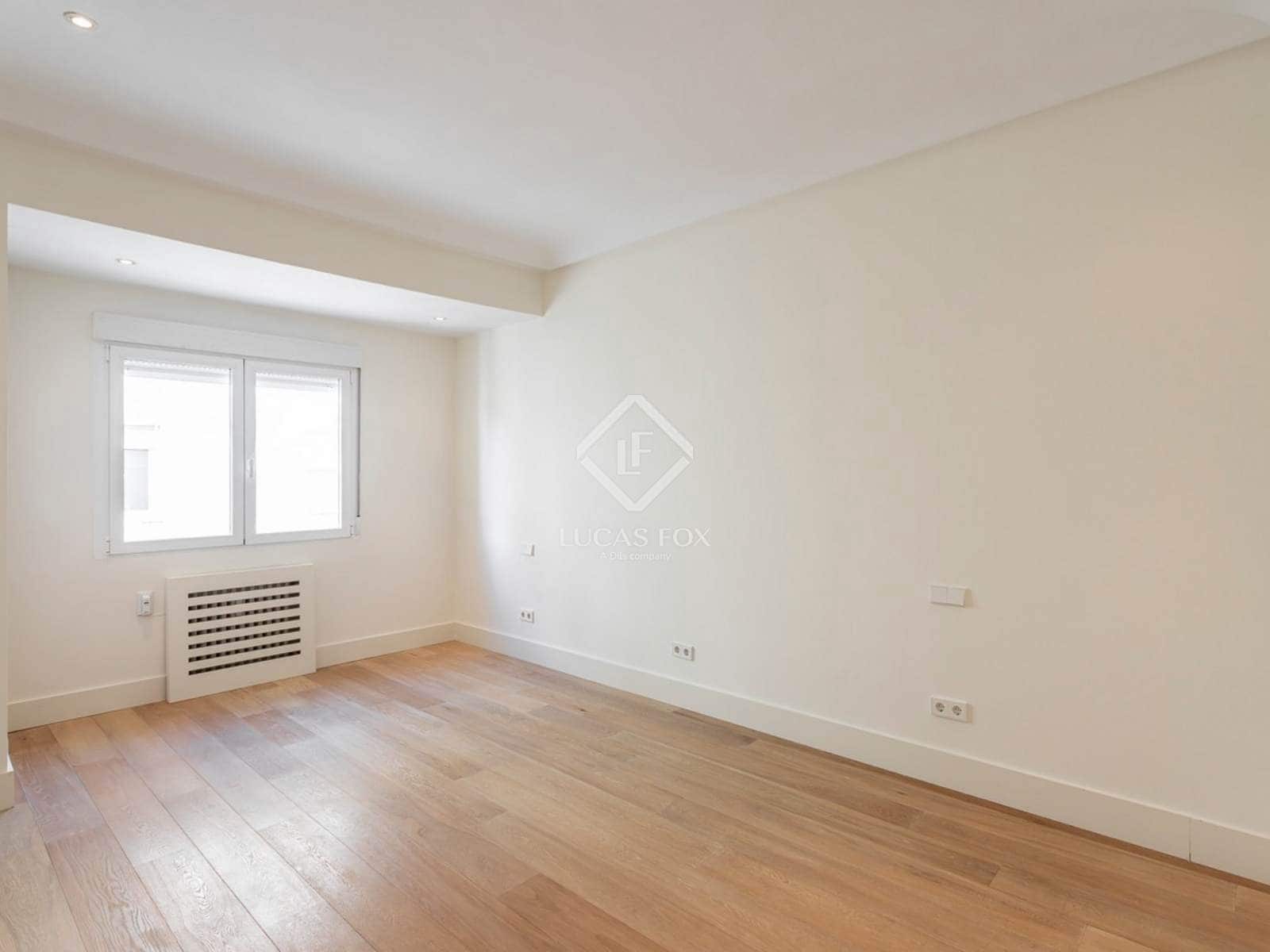 4 sovrum Lägenhet att hyra i Madrid stad med pool garage - 5 400 € (Ref: 9360893)