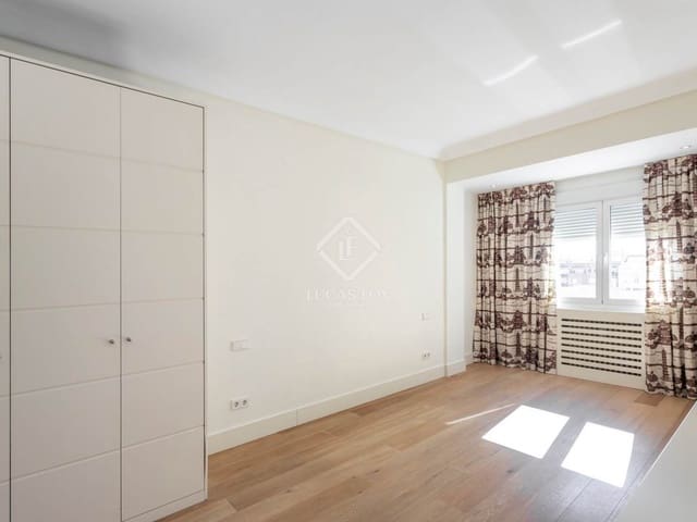 4 sovrum Lägenhet att hyra i Lista, Madrid stad med pool garage - 5 400 € (Ref: 9360893)