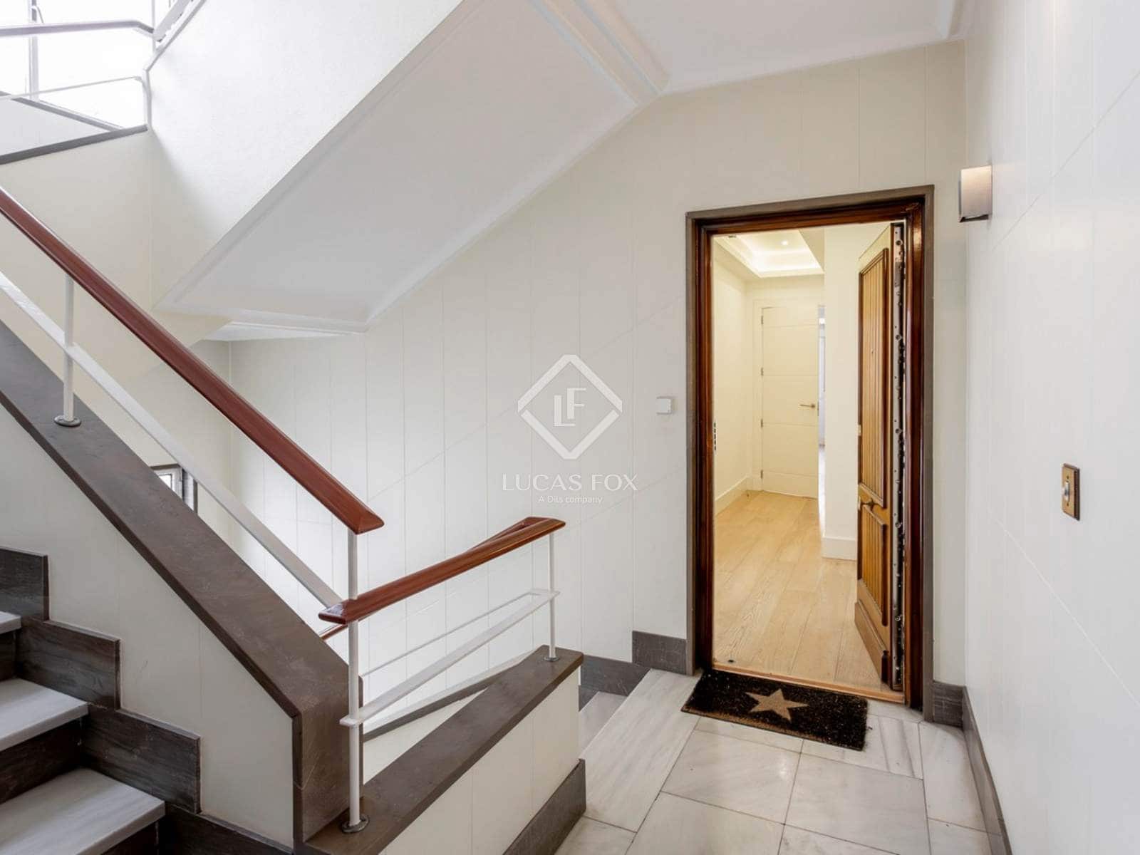 4 sovrum Lägenhet att hyra i Madrid stad med pool garage - 5 400 € (Ref: 9360893)