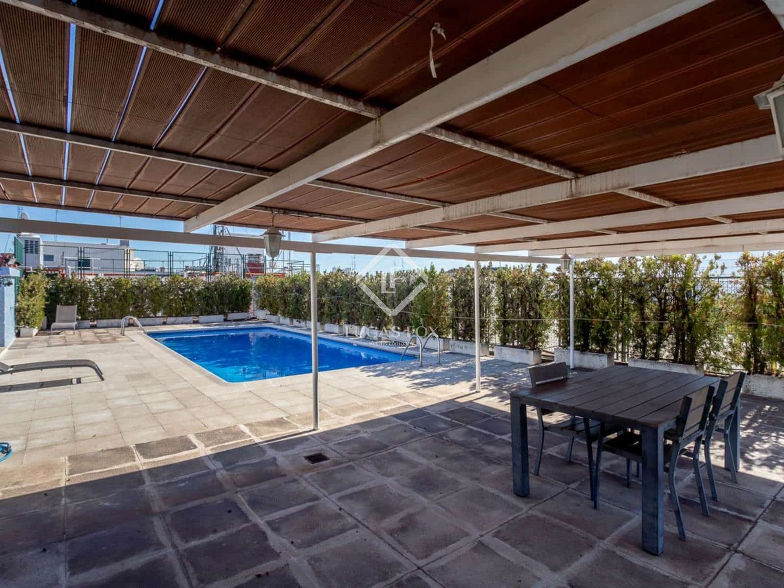 4 sovrum Lägenhet att hyra i Madrid stad med pool garage - 5 400 € (Ref: 9360893)