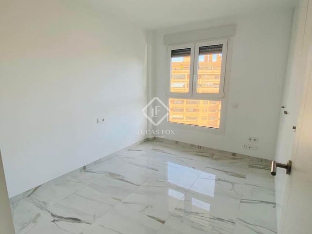 3 soverom Penthouse til leie i Valencia by med garasje - € 5 000 (Ref: 9360895)