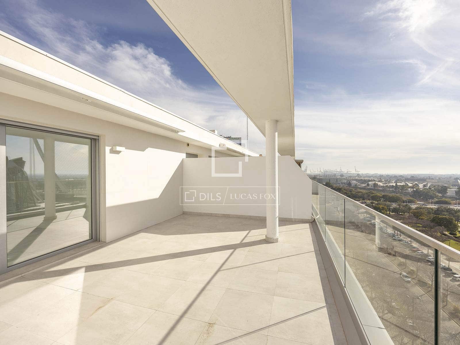 3 soverom Penthouse til leie i Valencia by med garasje - € 4 500 (Ref: 9360895)