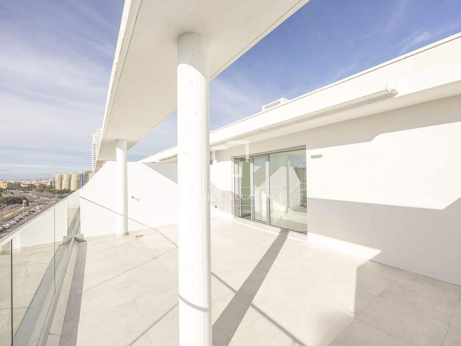3 soverom Penthouse til leie i Valencia by med garasje - € 4 500 (Ref: 9360895)