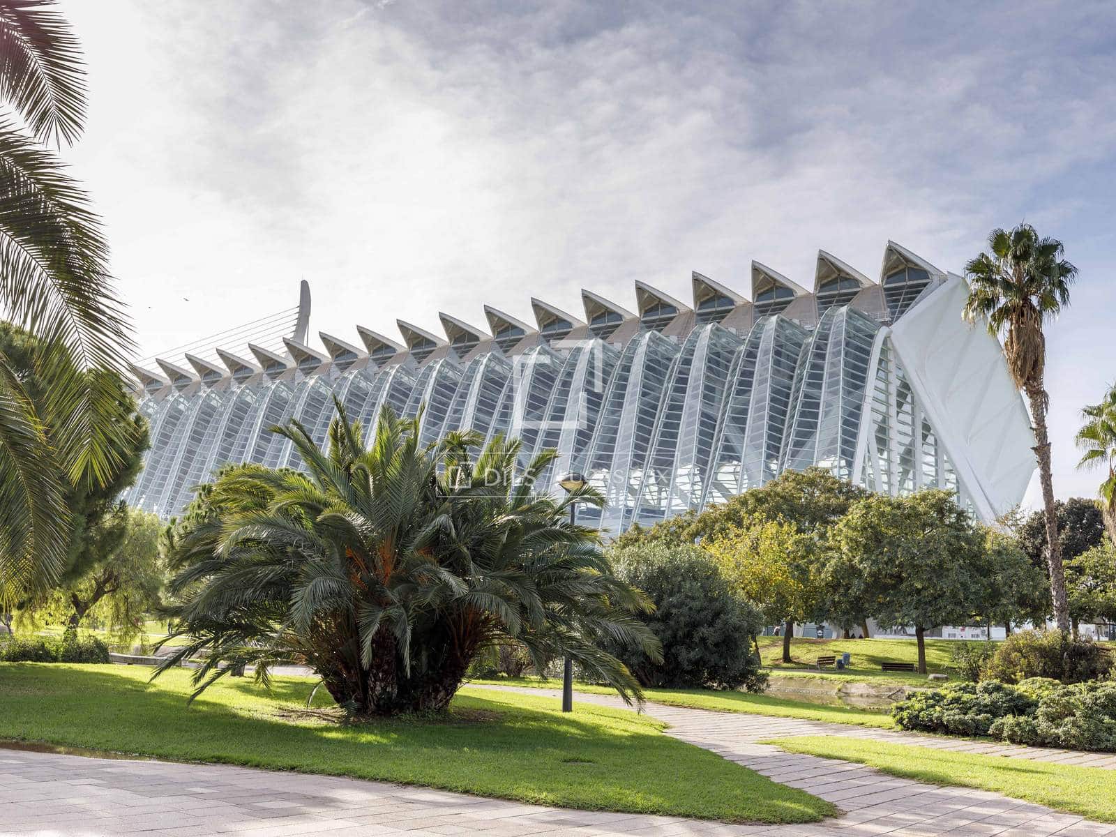 3 soverom Penthouse til leie i Valencia by med garasje - € 4 500 (Ref: 9360895)