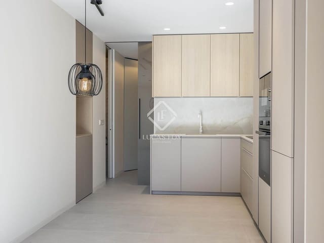 Apartamento de 3 habitaciones en València ciudad en venta - 680.000 € (Ref: 9360896)