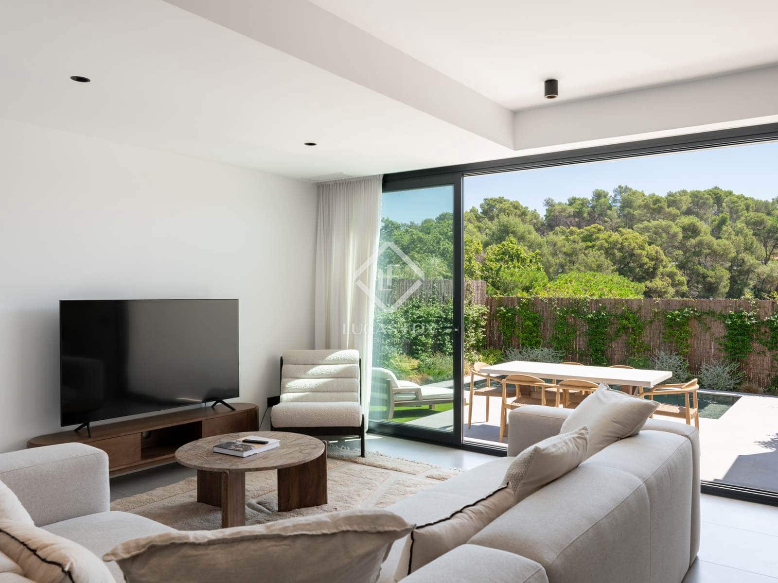 4 makuuhuone Huvila myytävänä paikassa Bellaterra mukana uima-altaan 
autotalli - 1 420 000 € (Ref: 9362998)