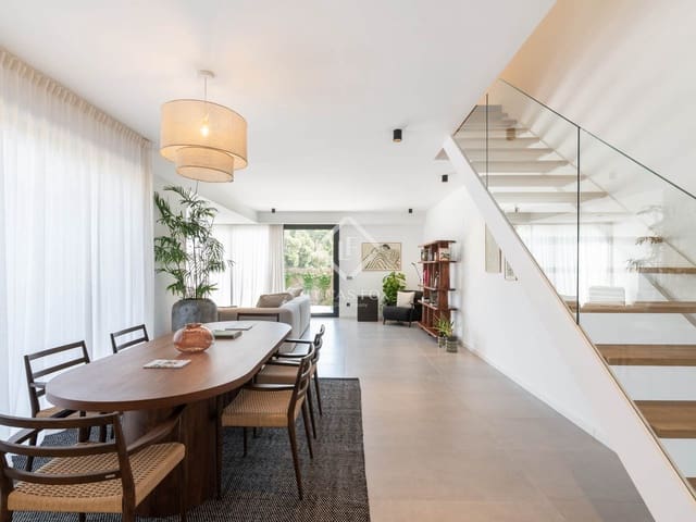 4 bedroom Villa for sale in Bellaterra, Cerdanyola del Vallès with pool garage - € 1,420,000 (Ref: 9362998)