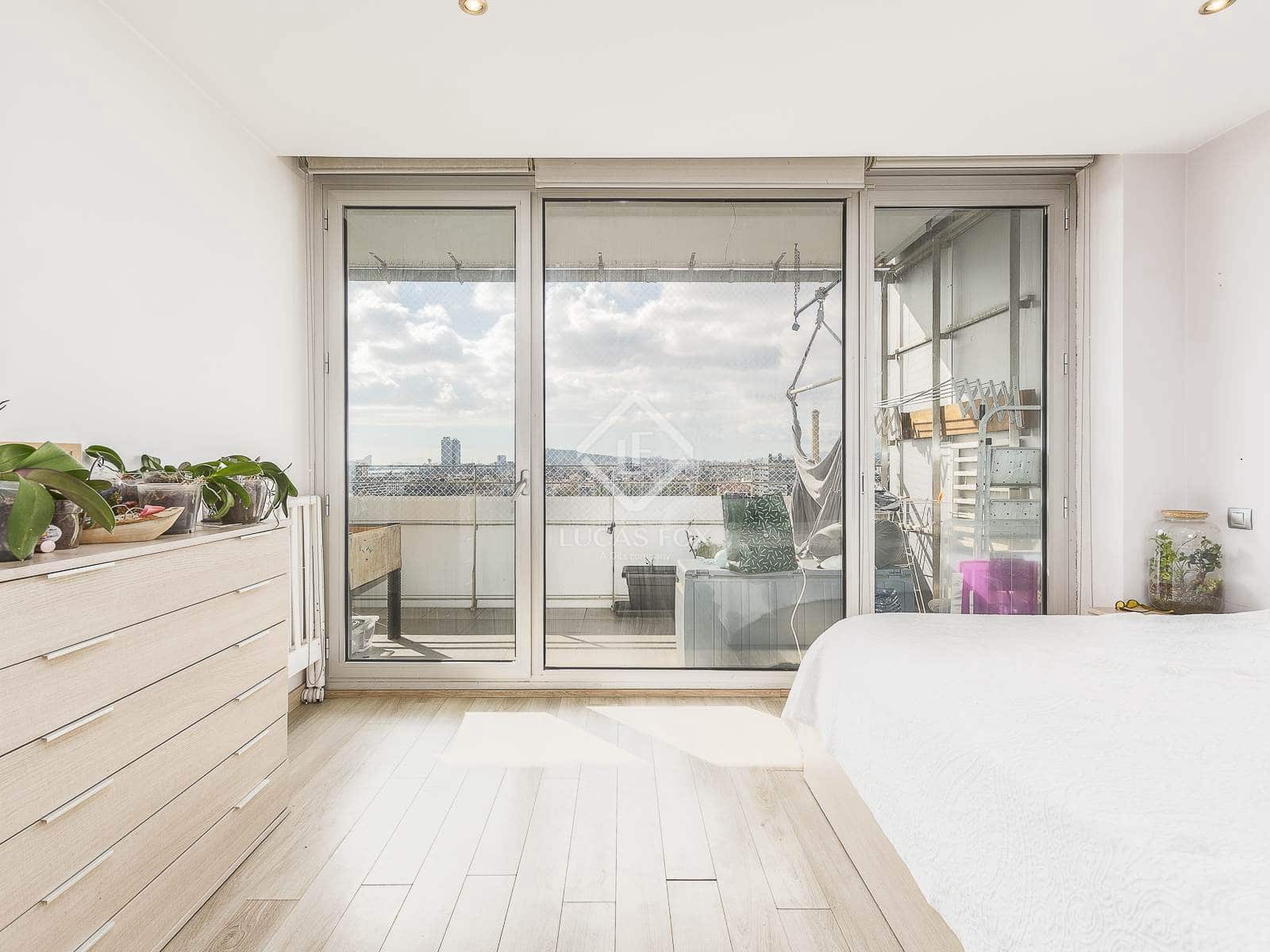 3 slaapkamer Appartement te koop in Barcelona stad met zwembad garage - € 885.000 (Ref: 9363192)