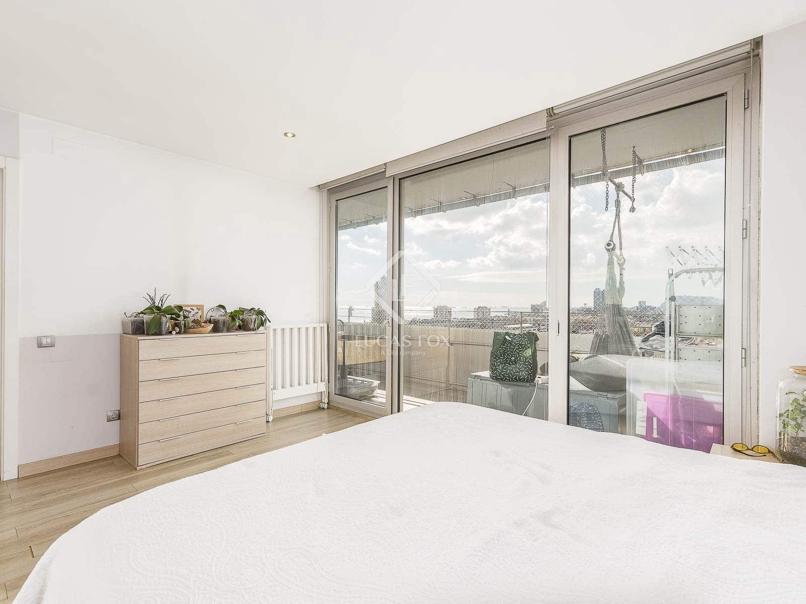 3 slaapkamer Appartement te koop in Barcelona stad met zwembad garage - € 885.000 (Ref: 9363192)