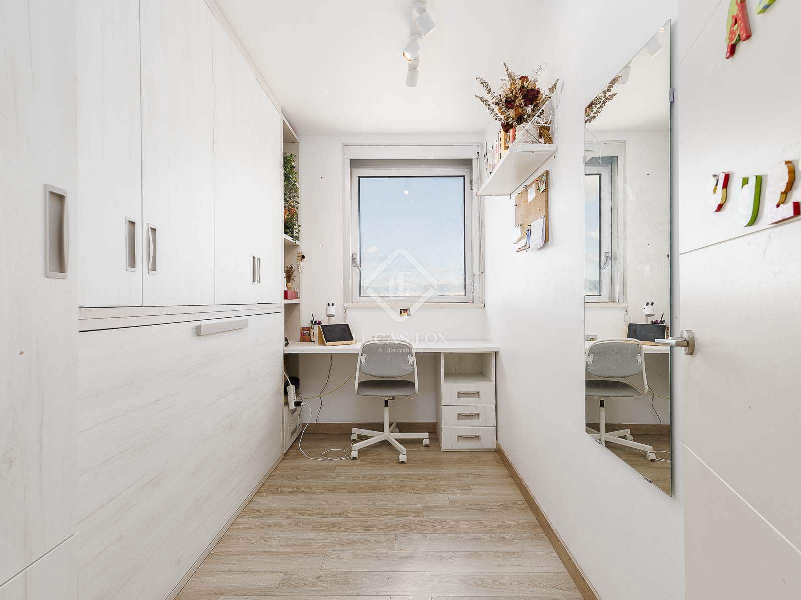 3 slaapkamer Appartement te koop in Barcelona stad met zwembad garage - € 885.000 (Ref: 9363192)