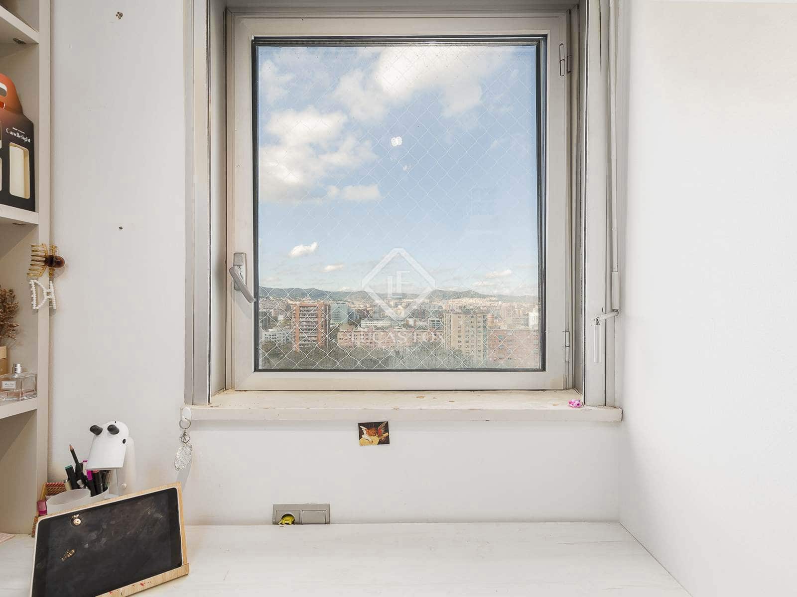 3 slaapkamer Appartement te koop in Barcelona stad met zwembad garage - € 885.000 (Ref: 9363192)