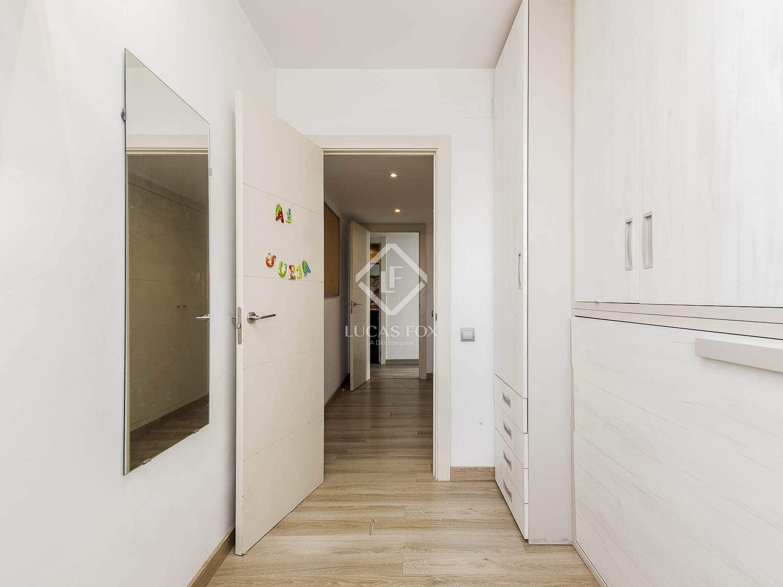 3 slaapkamer Appartement te koop in Barcelona stad met zwembad garage - € 885.000 (Ref: 9363192)