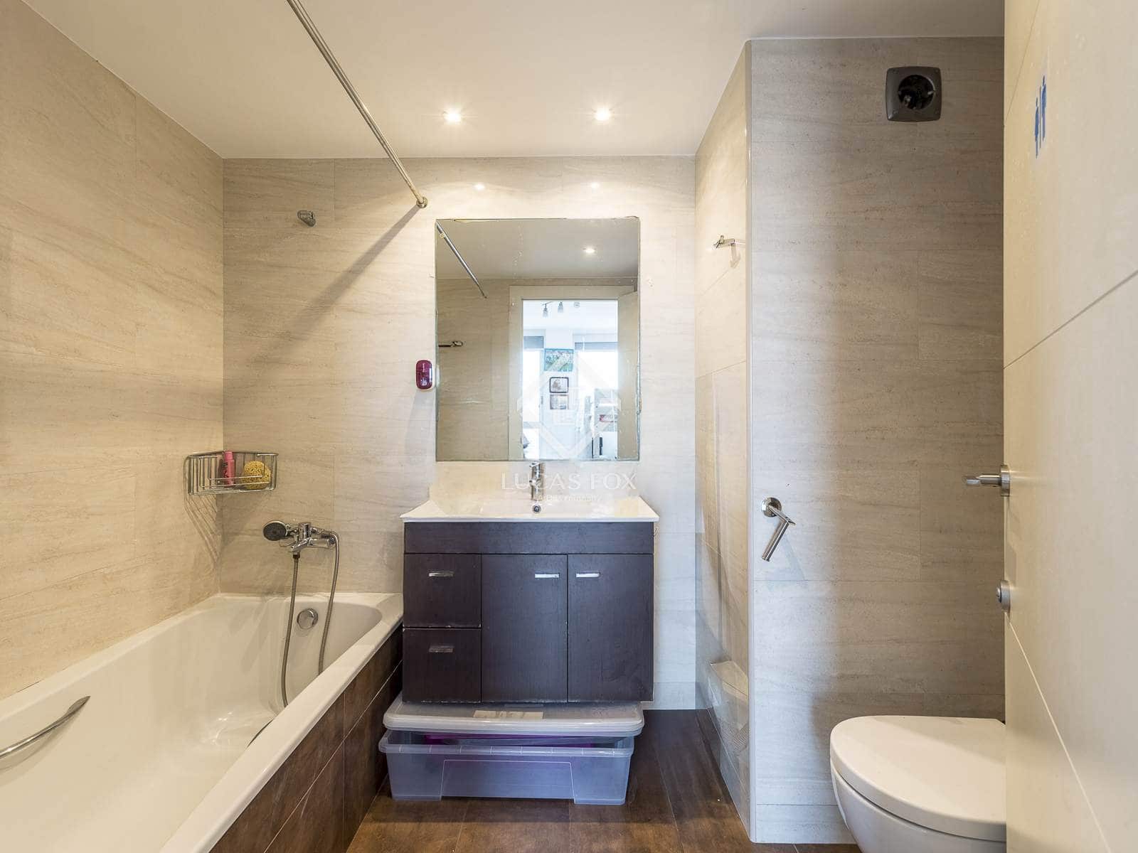 3 slaapkamer Appartement te koop in Barcelona stad met zwembad garage - € 885.000 (Ref: 9363192)