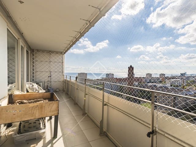 3 slaapkamer Appartement te koop in Barcelona stad met zwembad garage - € 885.000 (Ref: 9363192)