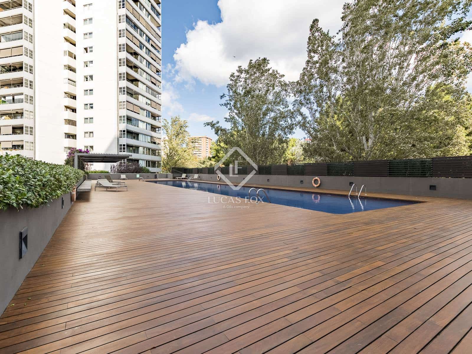 3 slaapkamer Appartement te koop in Barcelona stad met zwembad garage - € 885.000 (Ref: 9363192)