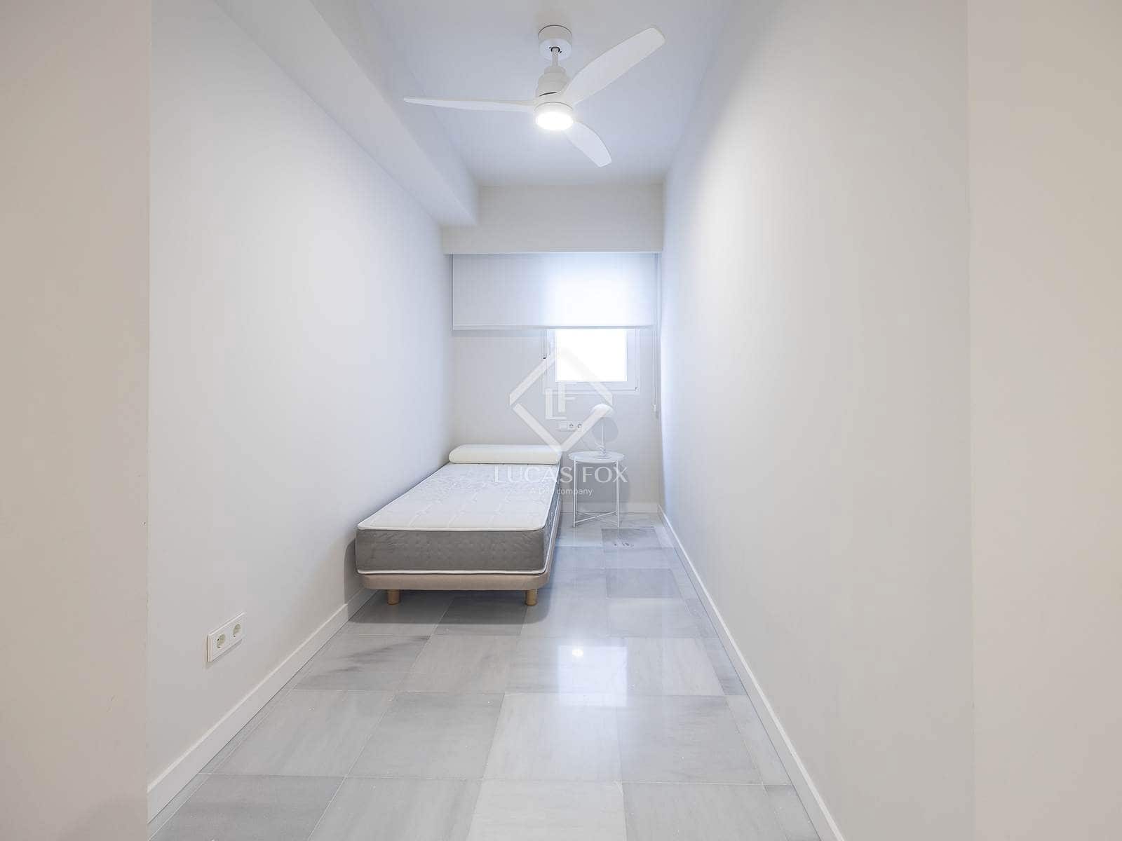 2 soverom Leilighet til leie i Valencia by - € 2 100 (Ref: 9363195)