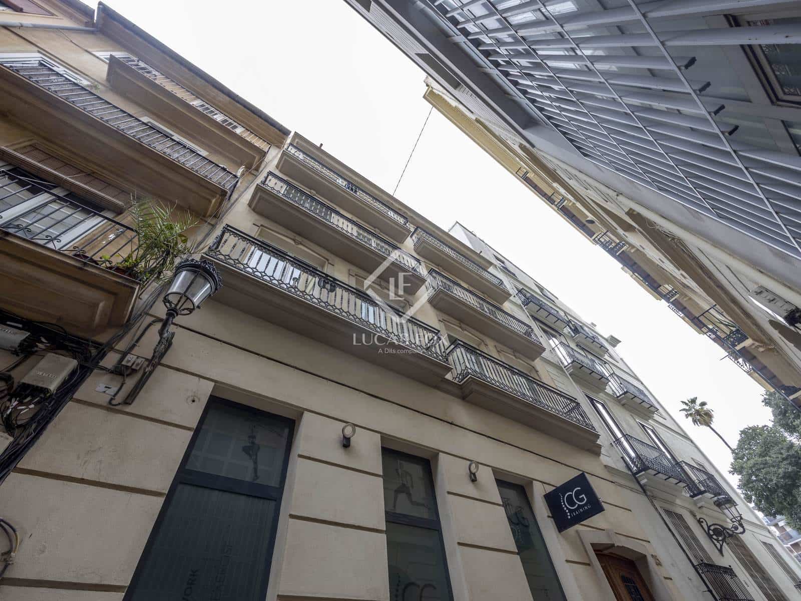 2 soverom Leilighet til leie i Valencia by - € 2 100 (Ref: 9363195)