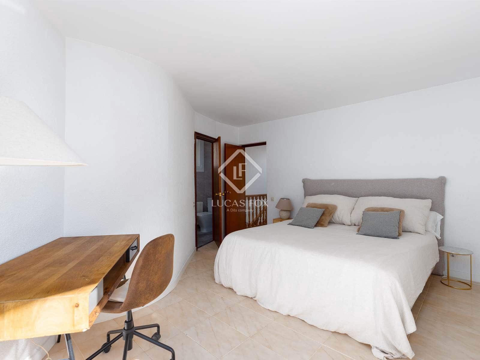 4 soveværelse Villa til salg i Alella med swimmingpool garage - € 790.000 (Ref: 9363315)