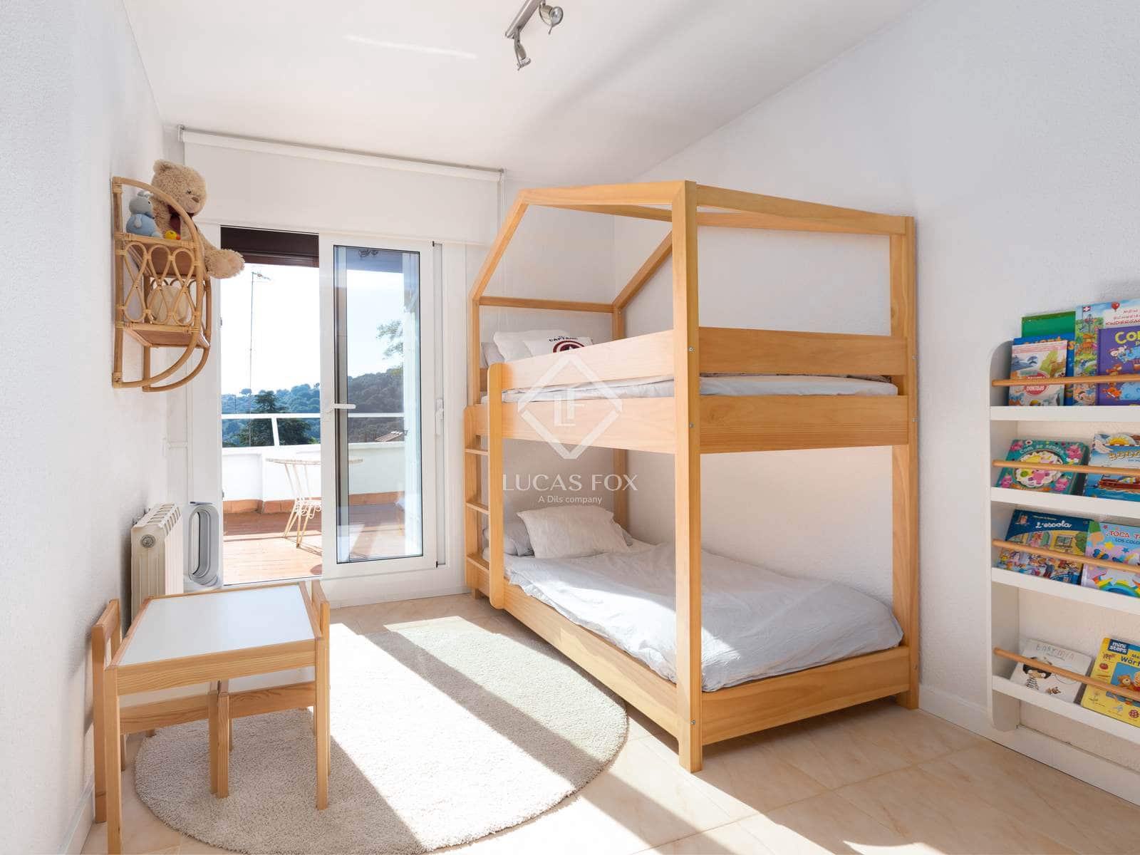 4 soveværelse Villa til salg i Alella med swimmingpool garage - € 790.000 (Ref: 9363315)