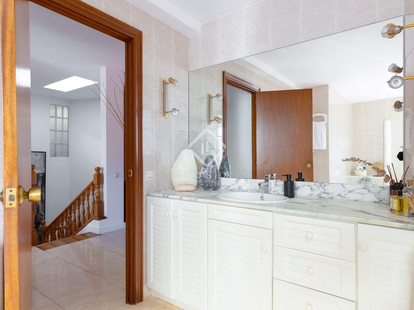 4 soveværelse Villa til salg i Alella med swimmingpool garage - € 790.000 (Ref: 9363315)