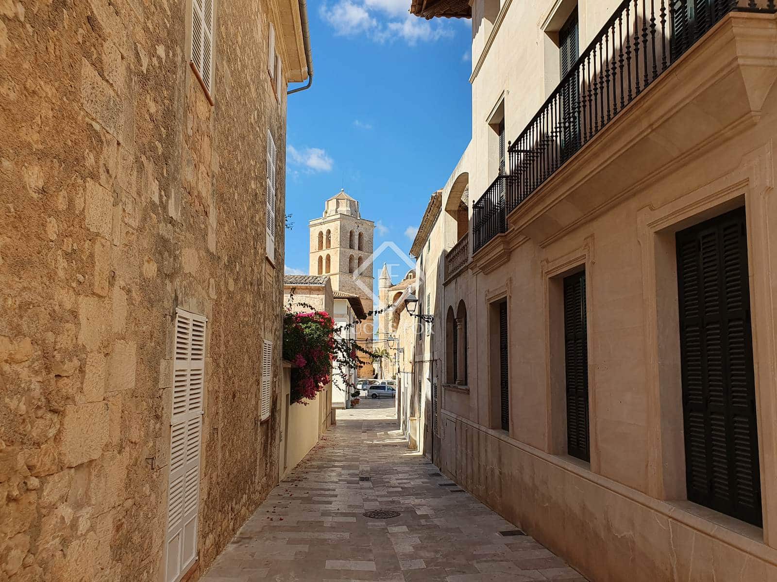 3 slaapkamer Finca/Landhuis te koop in Muro met zwembad garage - € 420.000 (Ref: 9368874)