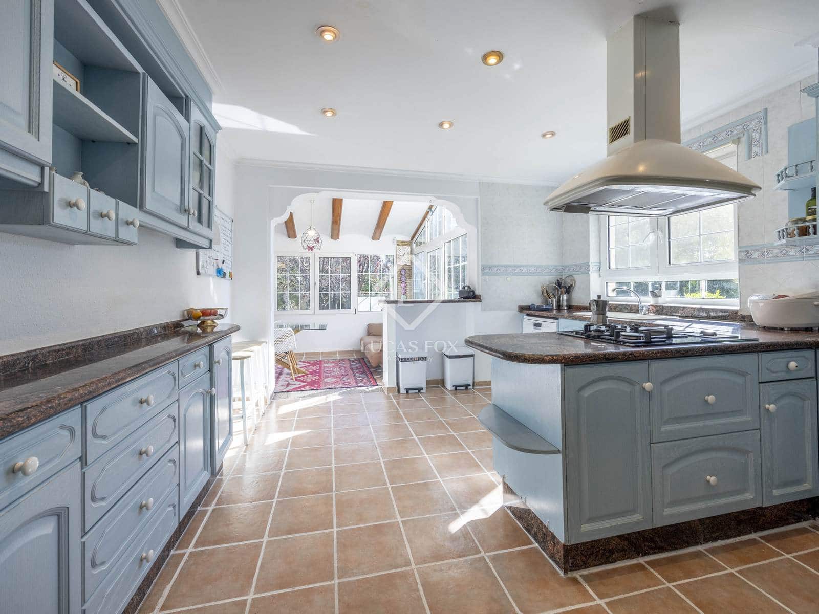 6 slaapkamer Villa te koop in L'Eliana met zwembad garage - € 680.000 (Ref: 9368877)