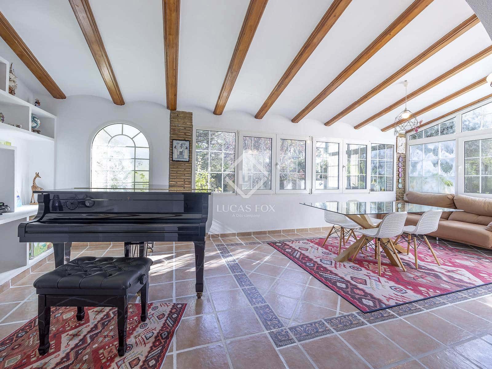 6 slaapkamer Villa te koop in L'Eliana met zwembad garage - € 680.000 (Ref: 9368877)