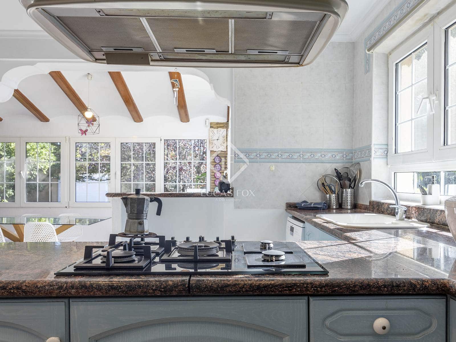 6 slaapkamer Villa te koop in L'Eliana met zwembad garage - € 680.000 (Ref: 9368877)