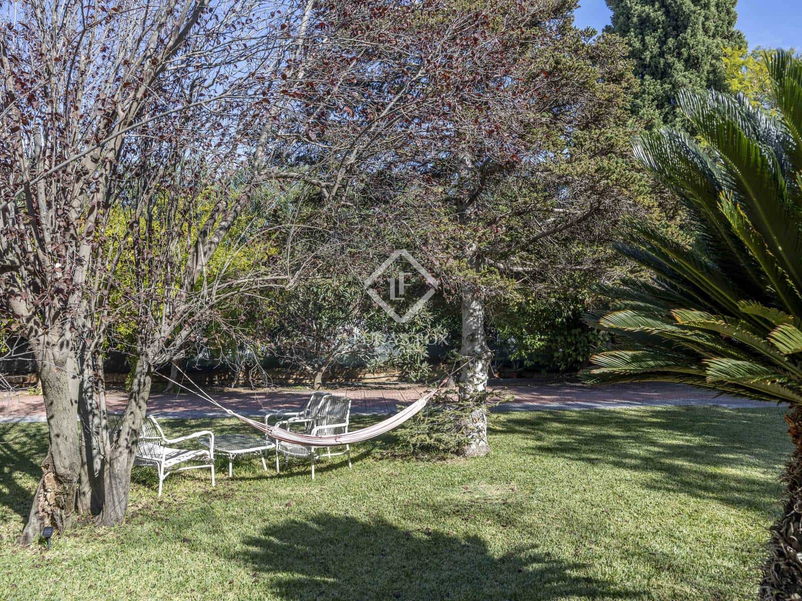 6 slaapkamer Villa te koop in L'Eliana met zwembad garage - € 680.000 (Ref: 9368877)