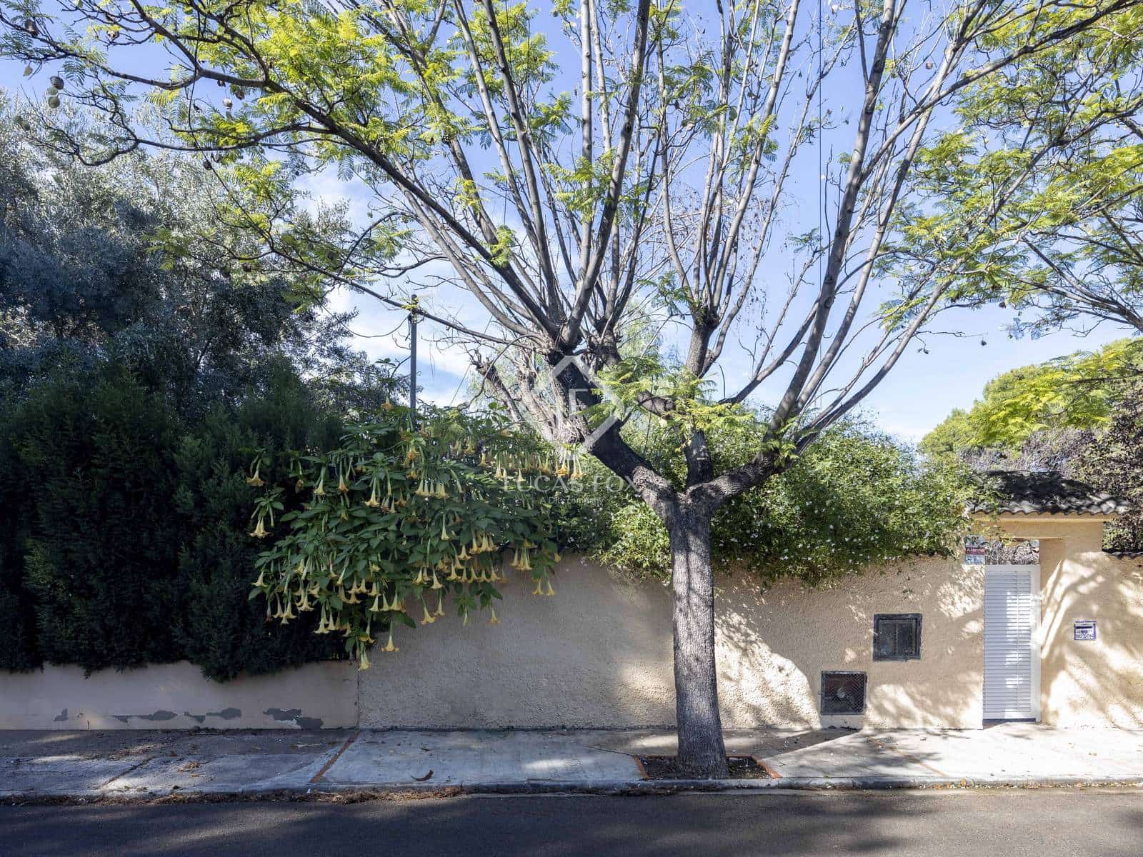 6 slaapkamer Villa te koop in L'Eliana met zwembad garage - € 680.000 (Ref: 9368877)