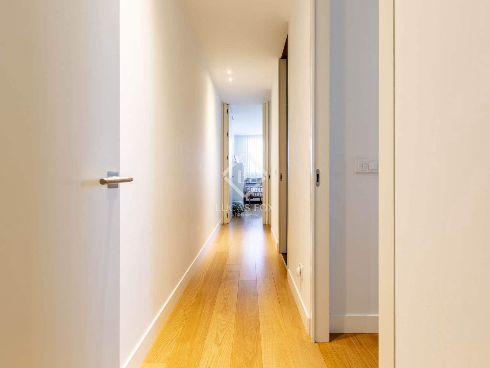 3 sypialnia Apartament na sprzedaż w Miasto Madryt z basenem garażem - 1 580 000 € (Ref: 9369074)