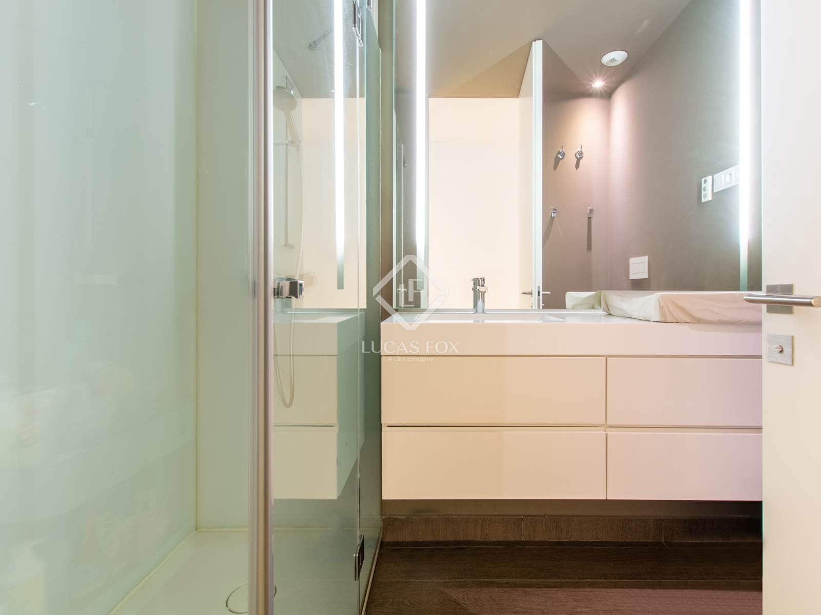 3 sypialnia Apartament na sprzedaż w Miasto Madryt z basenem garażem - 1 580 000 € (Ref: 9369074)