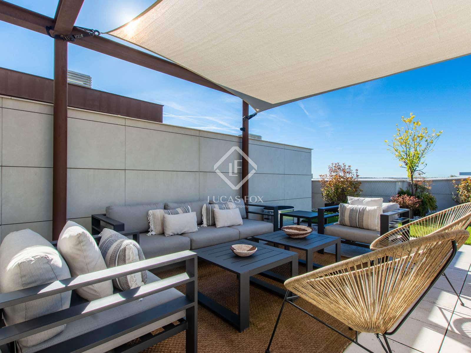 3 sypialnia Apartament na sprzedaż w Miasto Madryt z basenem garażem - 1 580 000 € (Ref: 9369074)